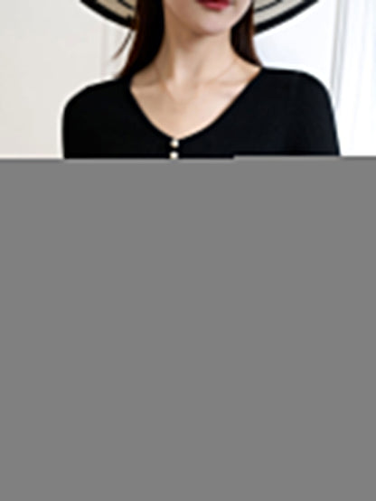 Emma Elegant V-Neck Solid Color Slim Knitted Top