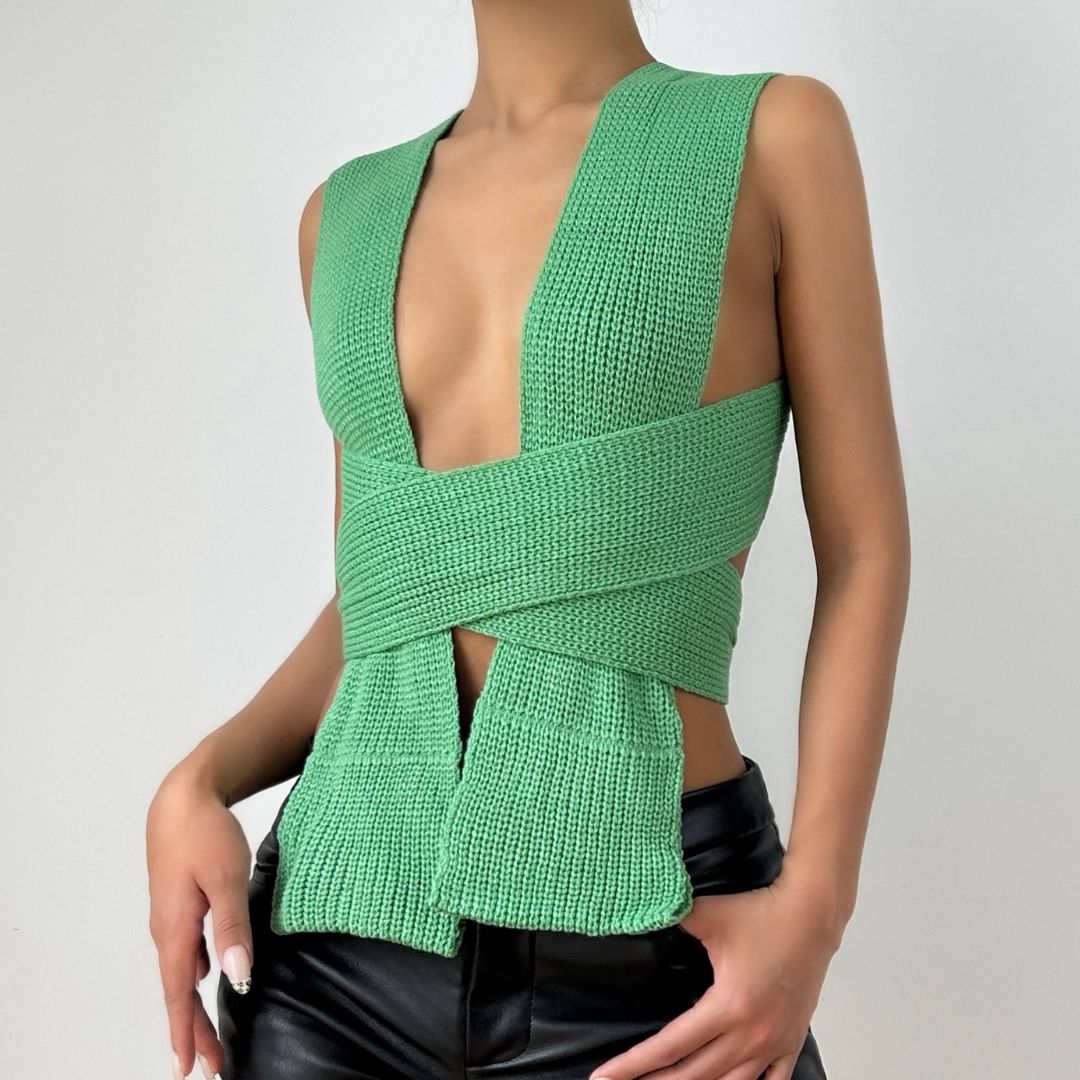Knitted solid self tie backless crop top