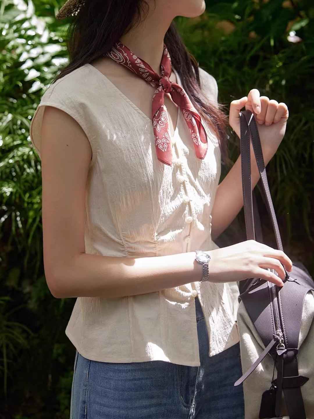 Sophie Slim V-Neck Solid Color Waisted Shirt