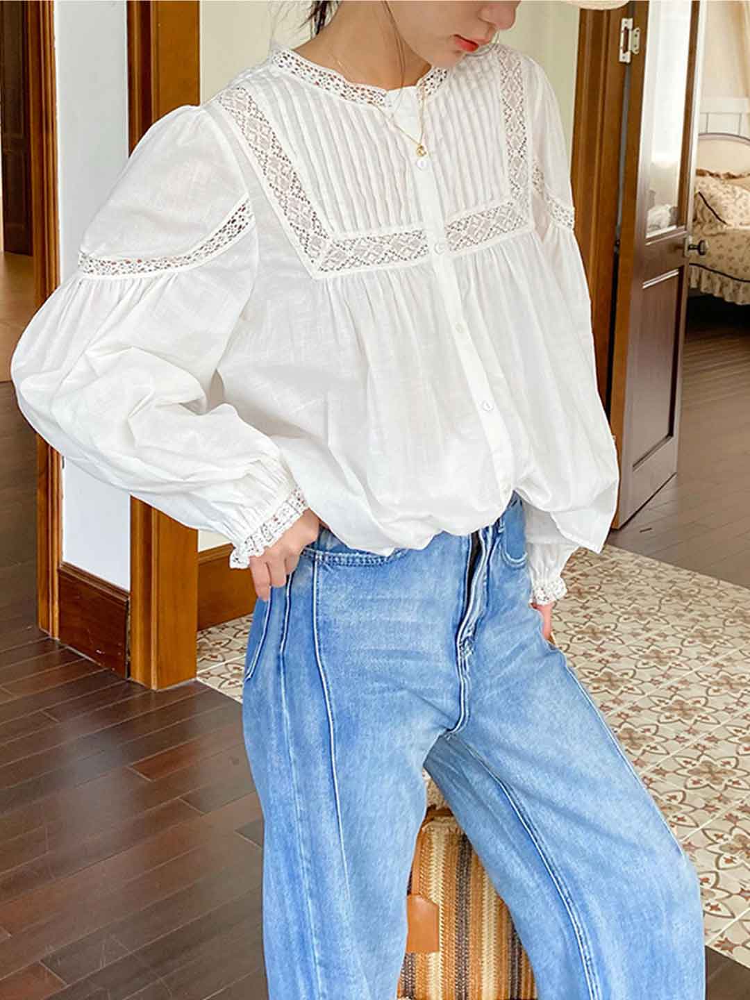 Layla Vintage Crew Neck Balloon Sleeve Hollowed Top