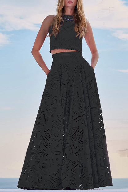 Paris Dreaming Embroidered Lace High Rise Elastic Waist Pocketed Maxi Skirt 