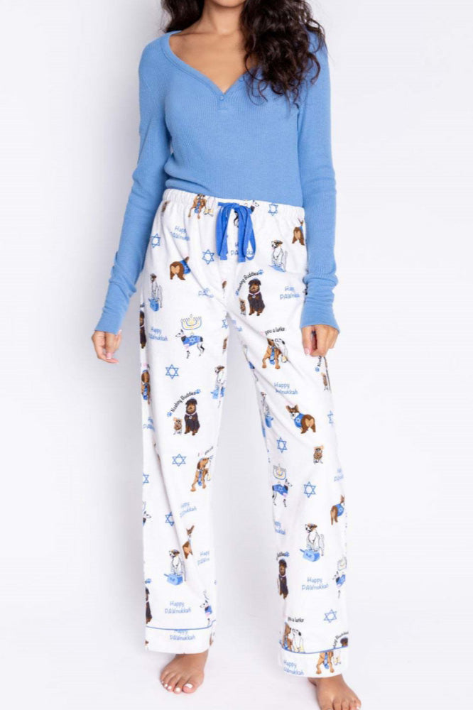 Lindo conjunto de pijama con estampado de perro