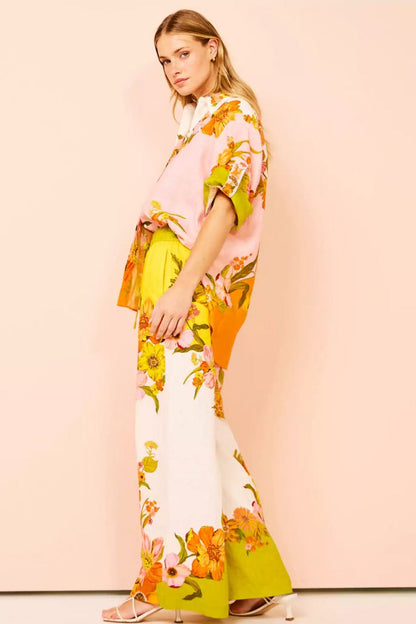 Conjunto de pantalones anchos con bolsillos y cintura elástica con estampado único