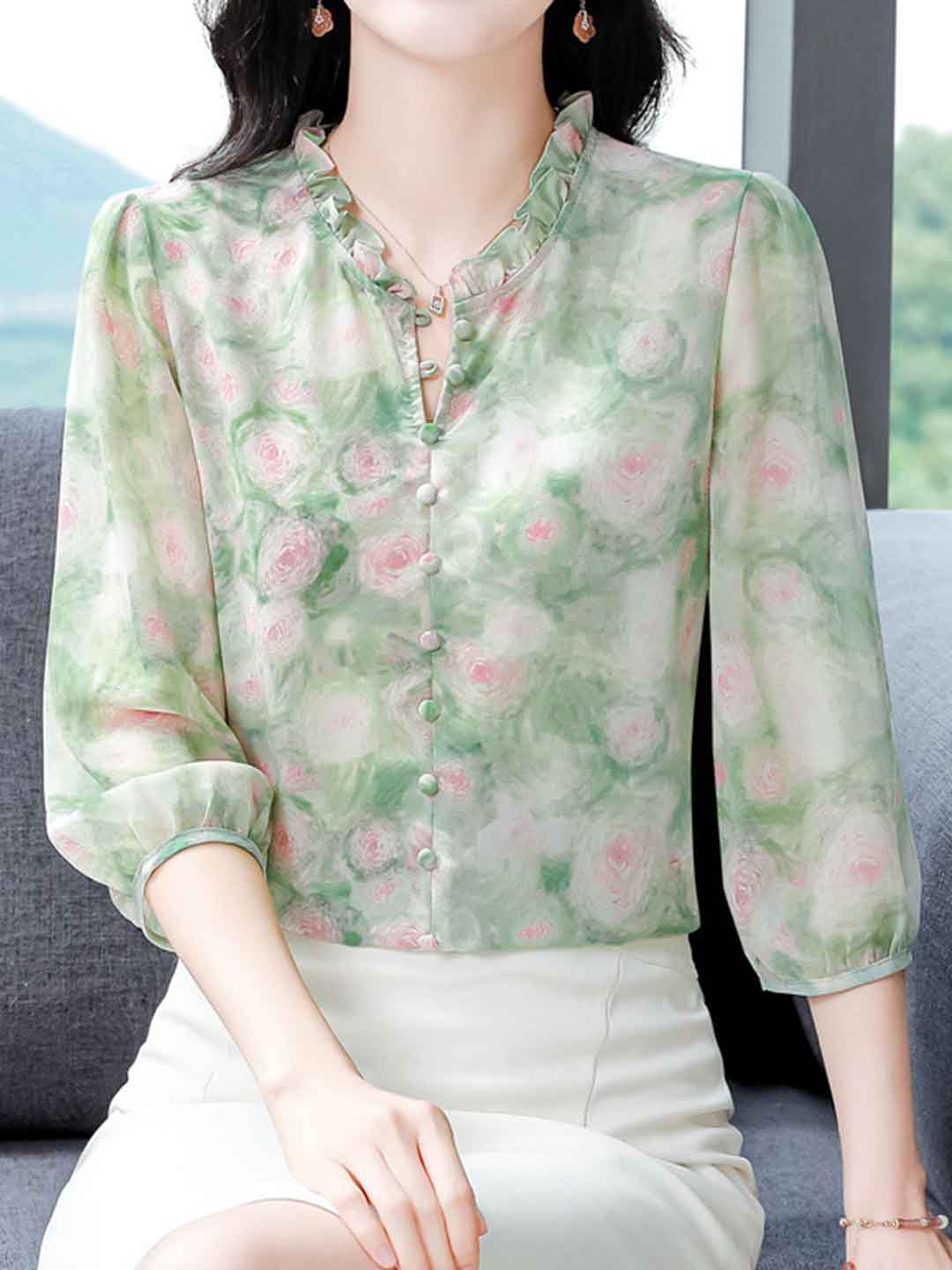 Sophie Casual Auricular Floral Chiffon Top