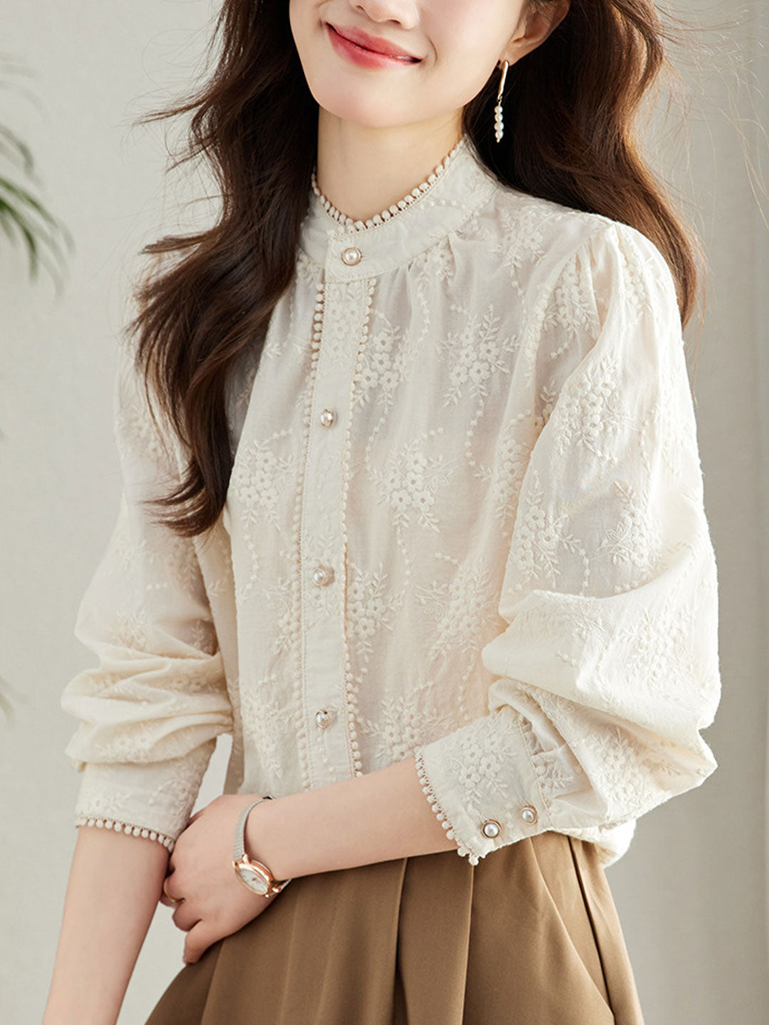 Mariah Retro Pearl Buttons Embroidered Top