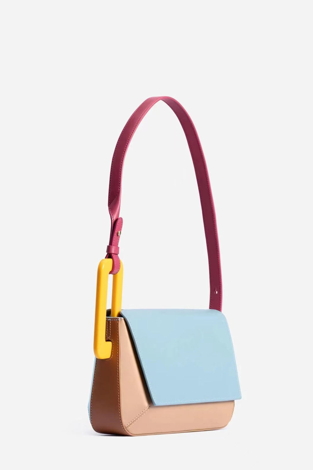 Bolso de patchwork con bloques de colores de moda y estilo lindo