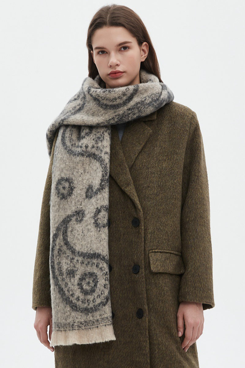 Thick Paisley Jacquard Short Fringe Scarf