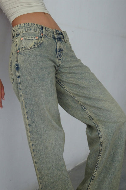 Classic Relaxed Fit Straight Leg Jeans
