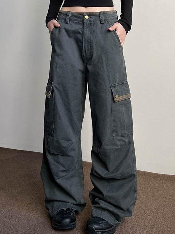 Multi Pocket Pleated Cargo Pants