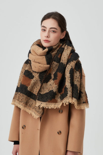 Thick Loop Knit Leopard Pattern Scarf