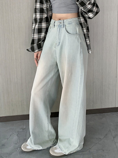 Light Washed High Waist Mopping Boyfriend Jeans