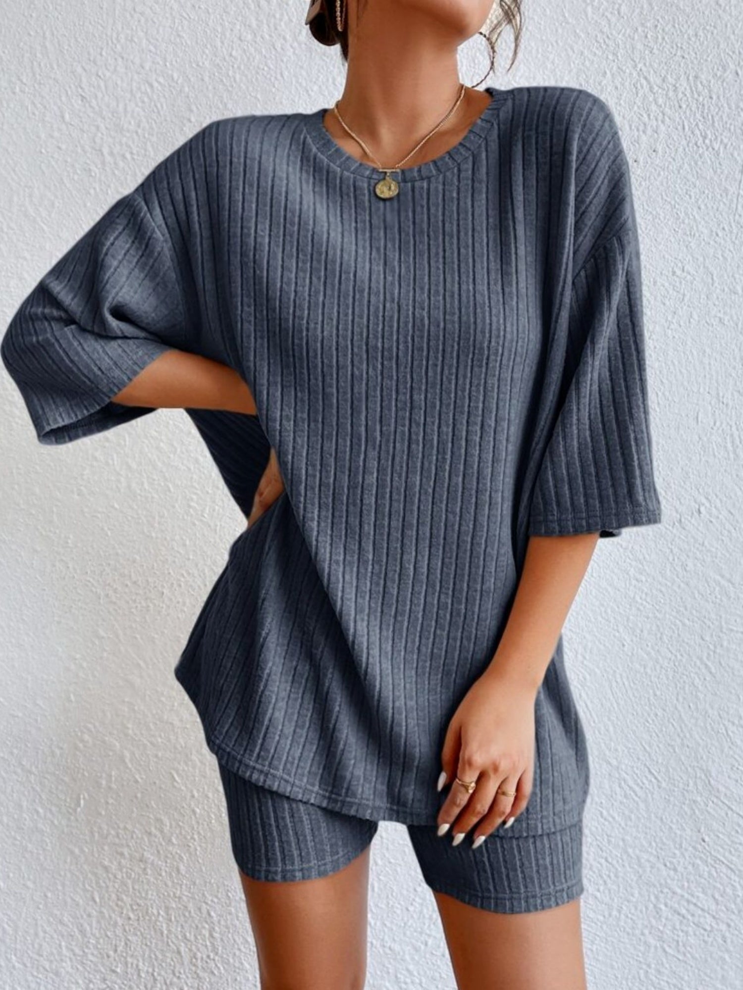 Piping Crew Neck Loose T-shirt And Shorts 2-piece Sets