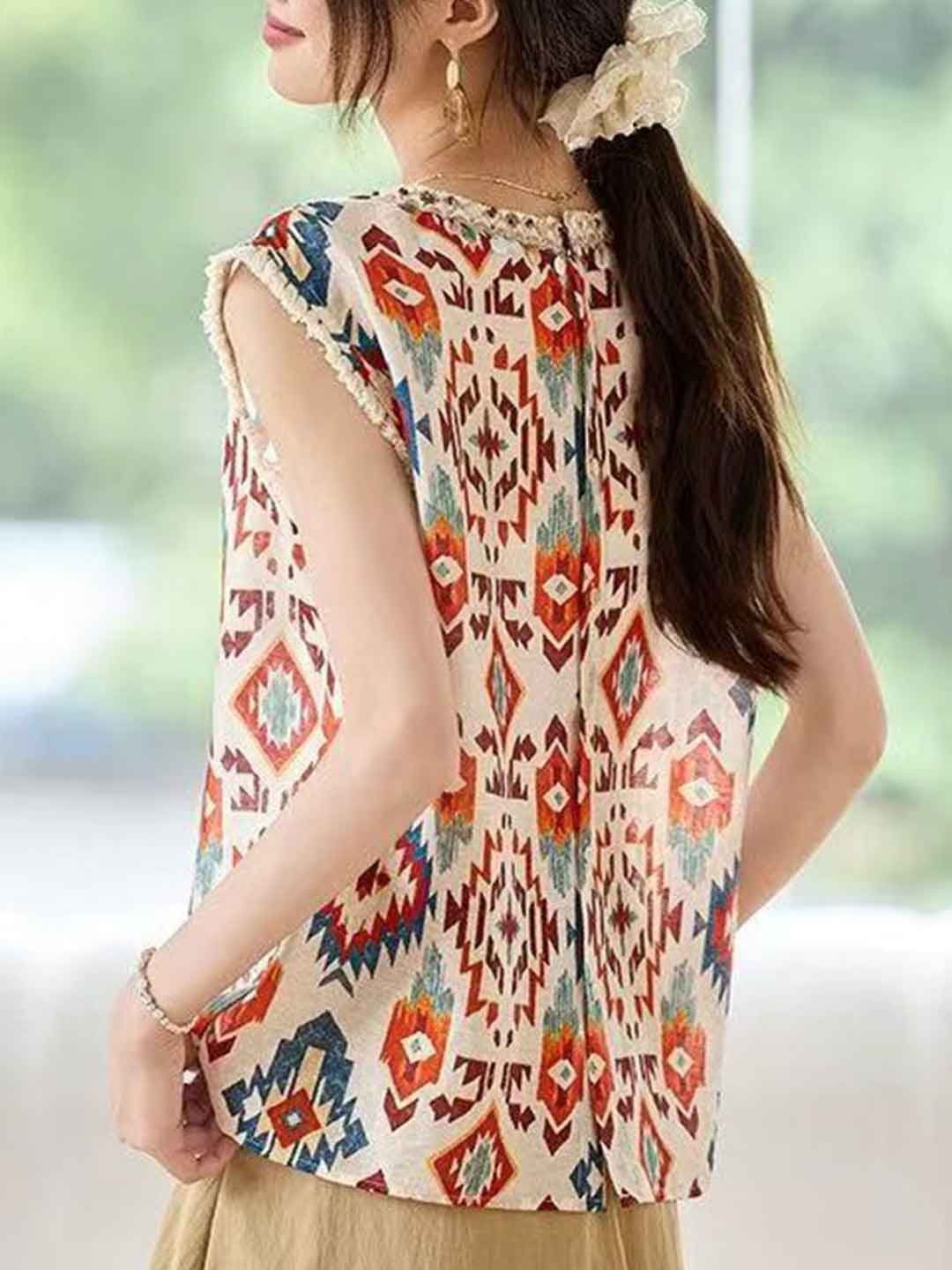 Melanie Vintage Crew Neck Printed Vest