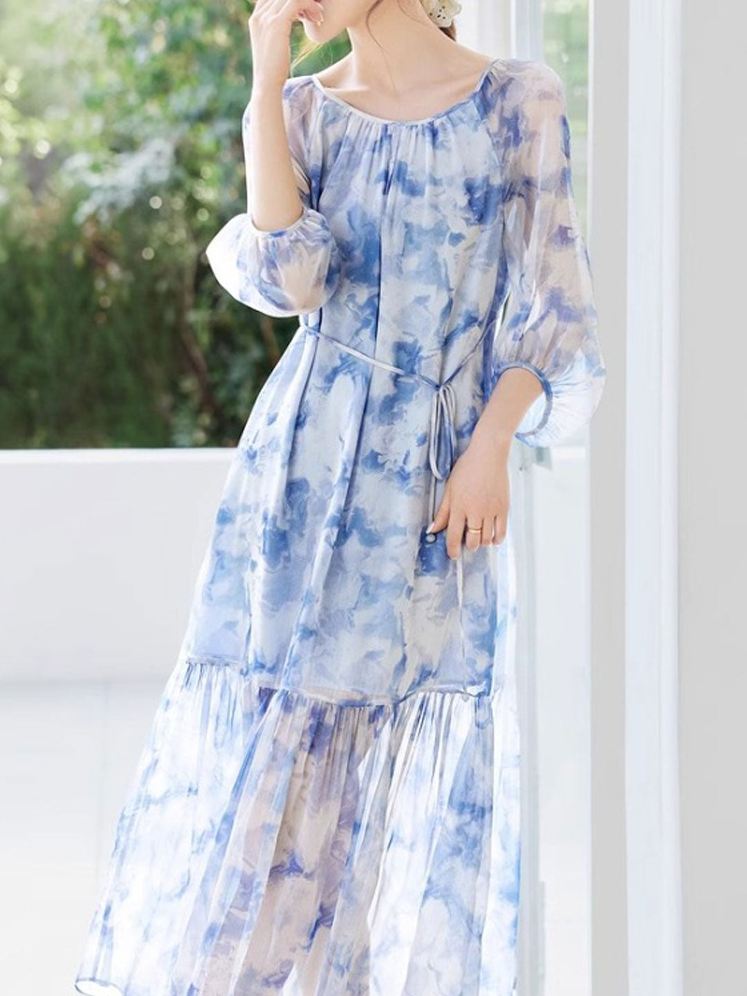 Zoey Vacation Crew Neck Lantern Sleeve Floral Printed Dress