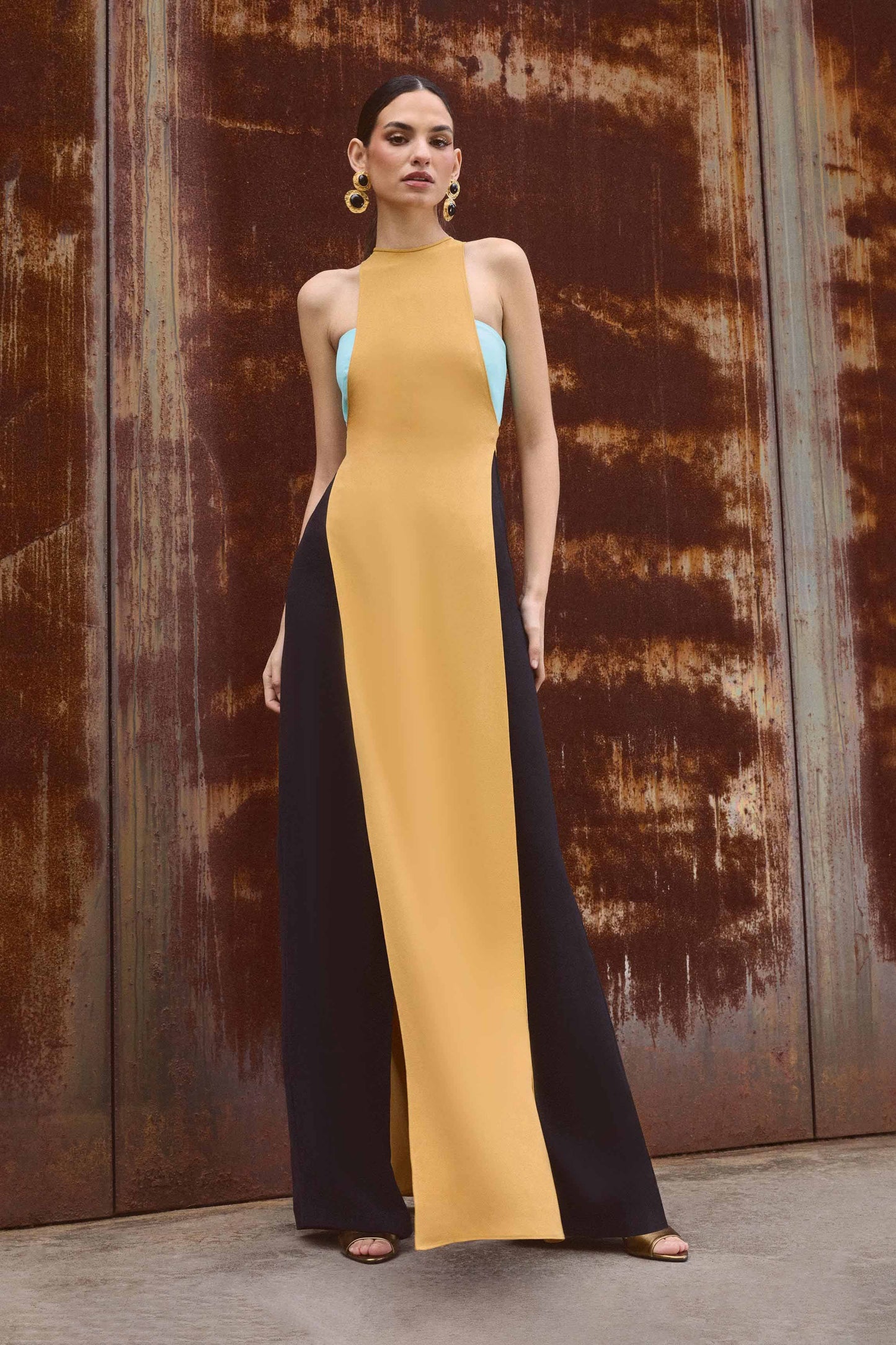 Mono turquesa oscuro