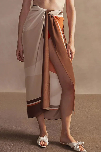 Traje de baño reversible de lujo con estampado inspirado en Hermes