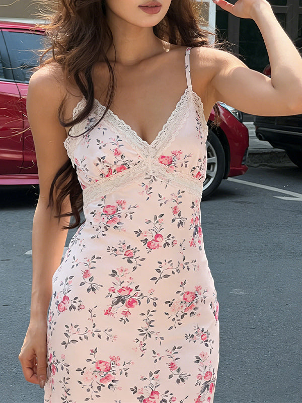 V-Neck Slim Fit Maxi Dress