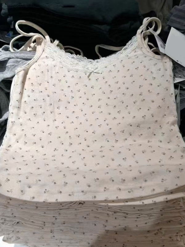 Lace Spliced Ditsy Floral Cami Top