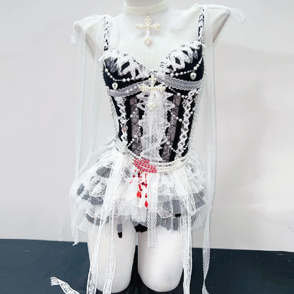 Sweetheart neck beaded lace hem ruffle cami top  | Festival Outfits Women