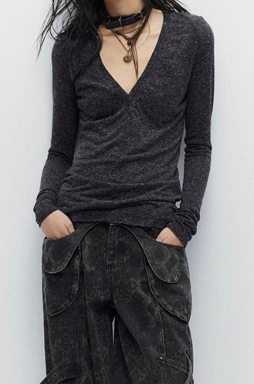 Gothic Cross Print V-Neck Long Sleeve T-shirt