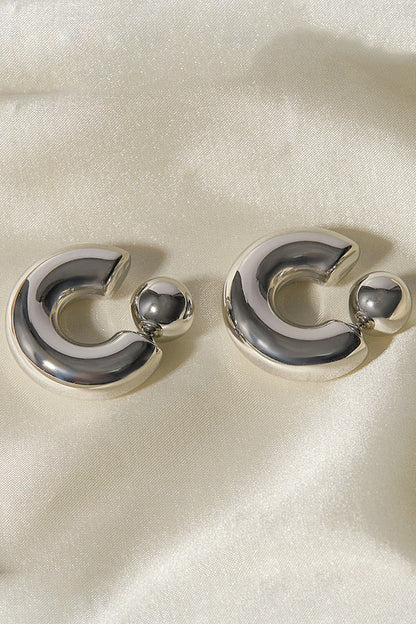 Fashionable C-shaped Niche Earrings