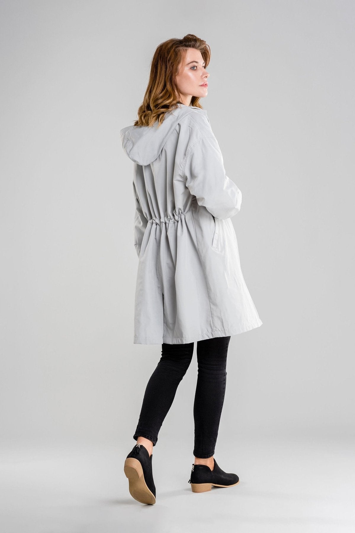 Chaqueta impermeable y transpirable con capucha para mujer | Ideal para actividades al aire libre