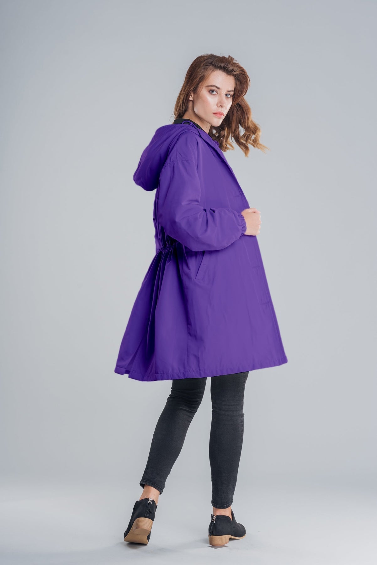 Chaqueta impermeable y transpirable con capucha para mujer | Ideal para actividades al aire libre