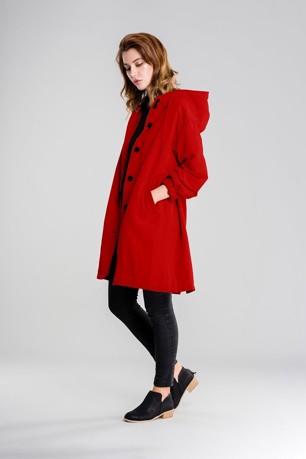 Chaqueta impermeable y transpirable con capucha para mujer | Ideal para actividades al aire libre