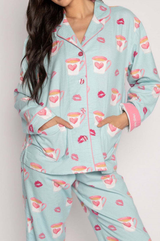Conjunto de pijama con estampado de corazones y labios