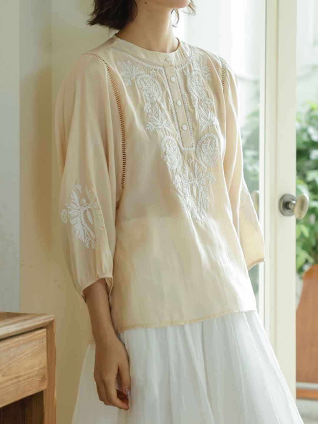 Kylie Vintage Crew Neck Embroidered Top