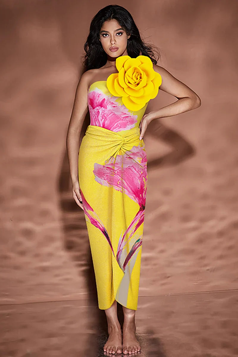 Traje de baño con estampado floral y detalle de flores en 3D
