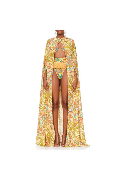 Conjunto de bikini con estampado tribal y borlas bohemias