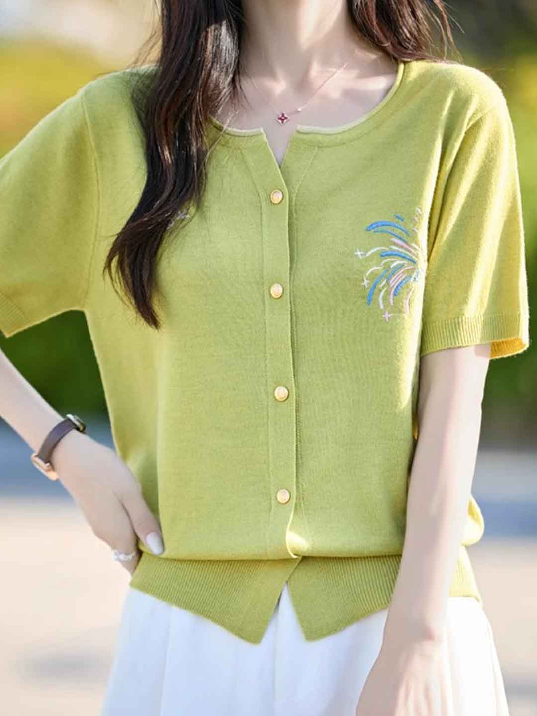 Kylie Loose Crew Neck Embroidered Knitted Cardigan