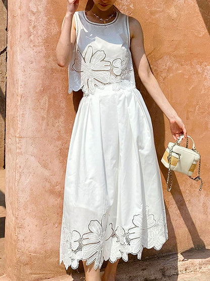 Maya Retro Crew Neck Hollowed Embroidered Vest