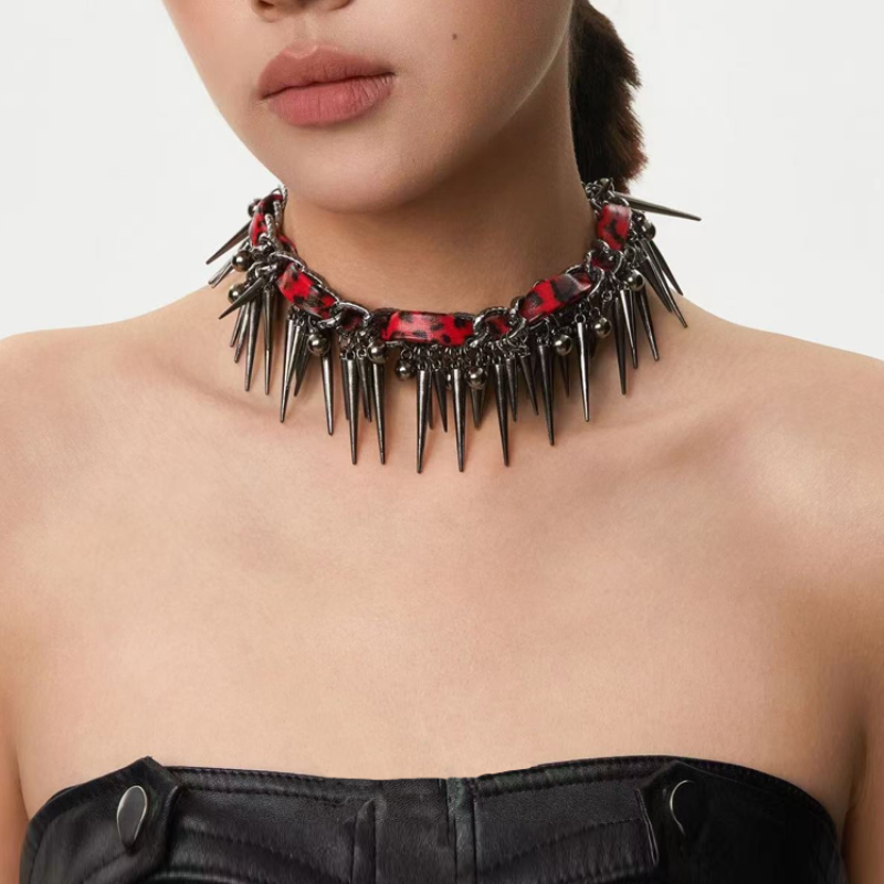 Rivet pendant leopard print necklace  | Festival Outfits Women