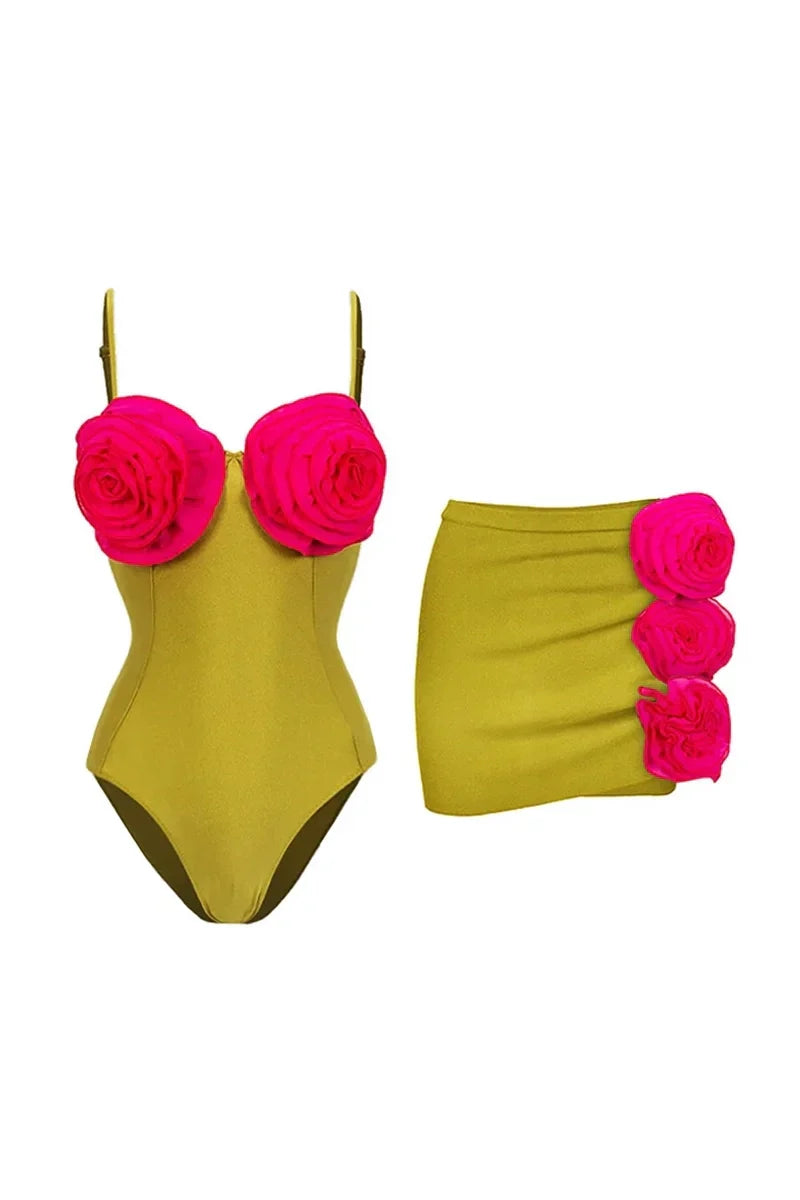 Traje de baño de una pieza con decoración floral