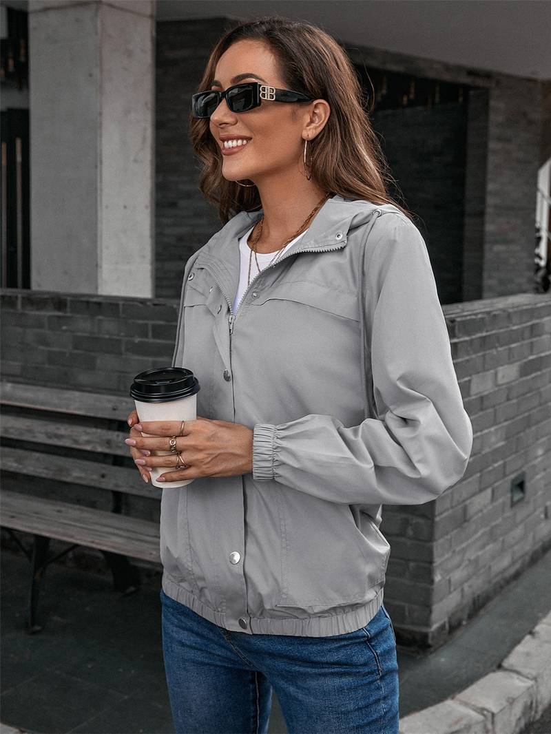 Chaqueta impermeable moderna y elegante con capucha para mujer | Ideal para actividades al aire libre