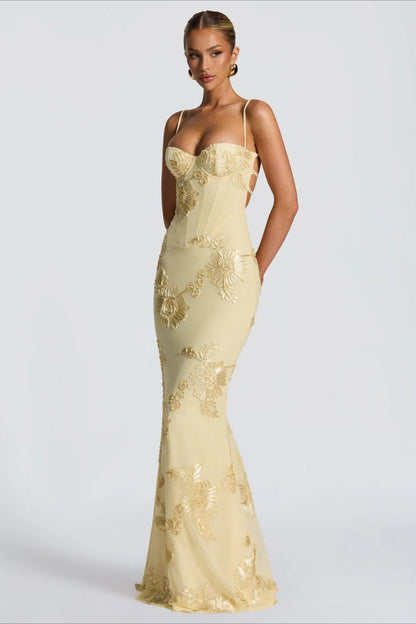 3D Applique Bone Pad Tie Back Solid Prom Dress