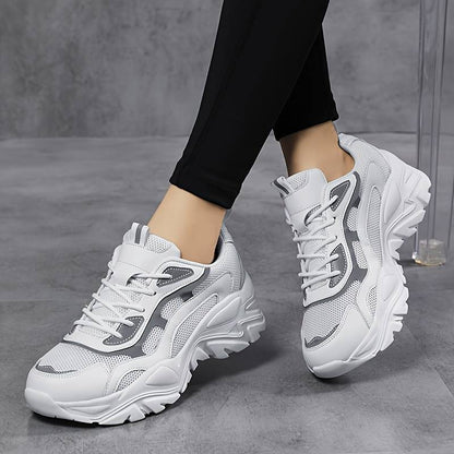 Women’s Classic Colorblock Lace Up Sneakers | Great for Everyday Wear