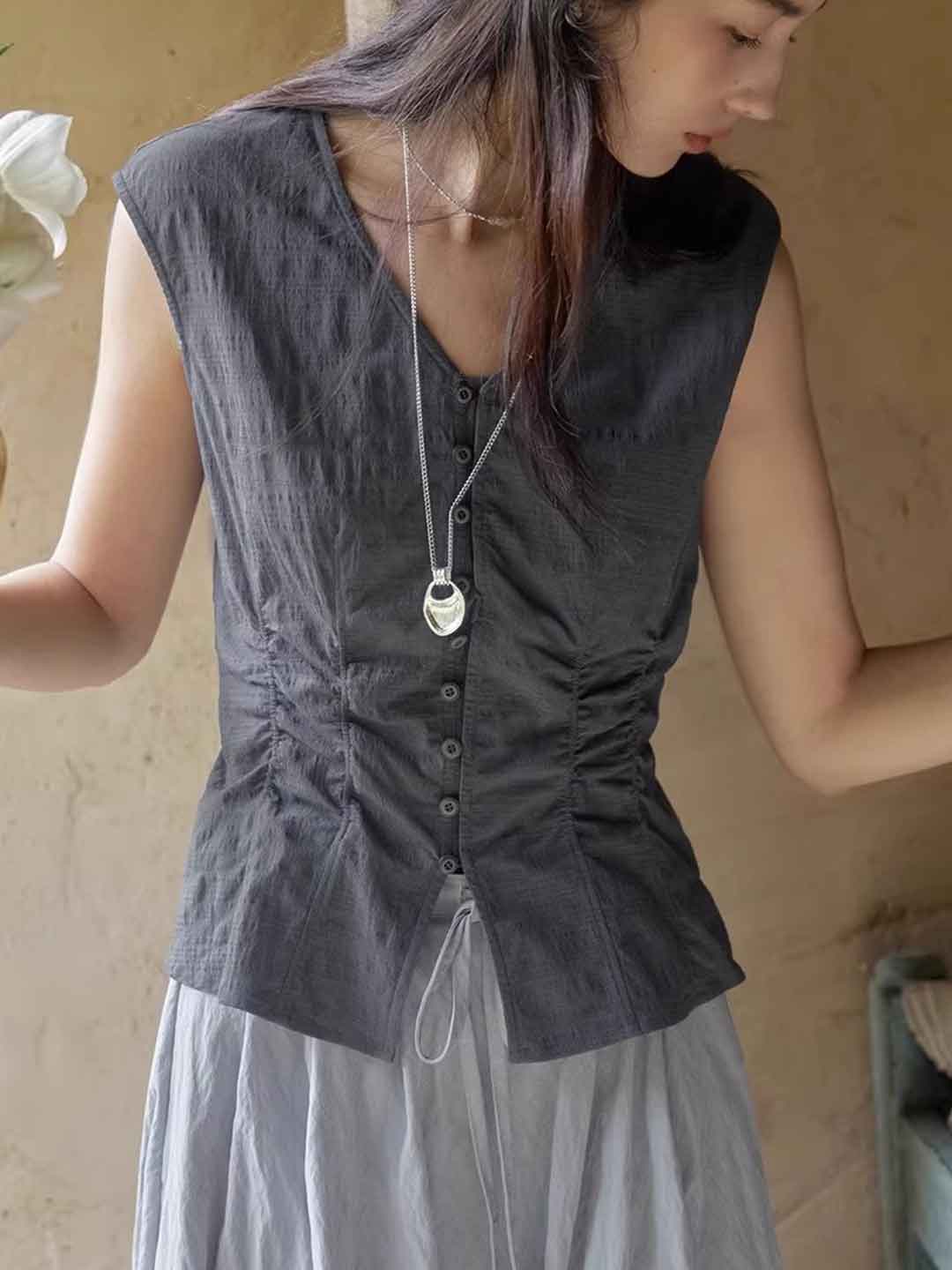 Sophie Slim V-Neck Solid Color Waisted Shirt