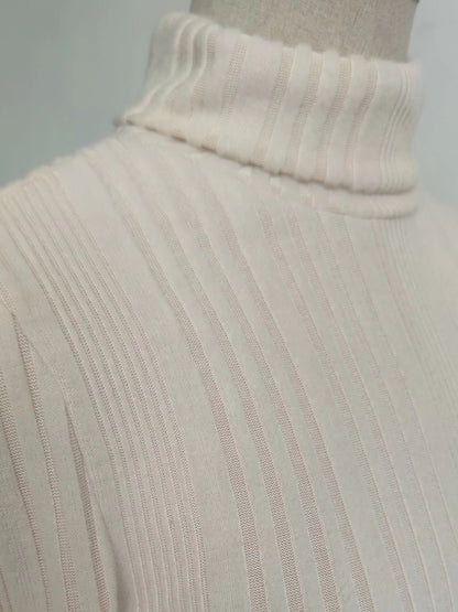 Elegante jersey de cuello alto acanalado beige para mujer | Ideal para otoño/invierno