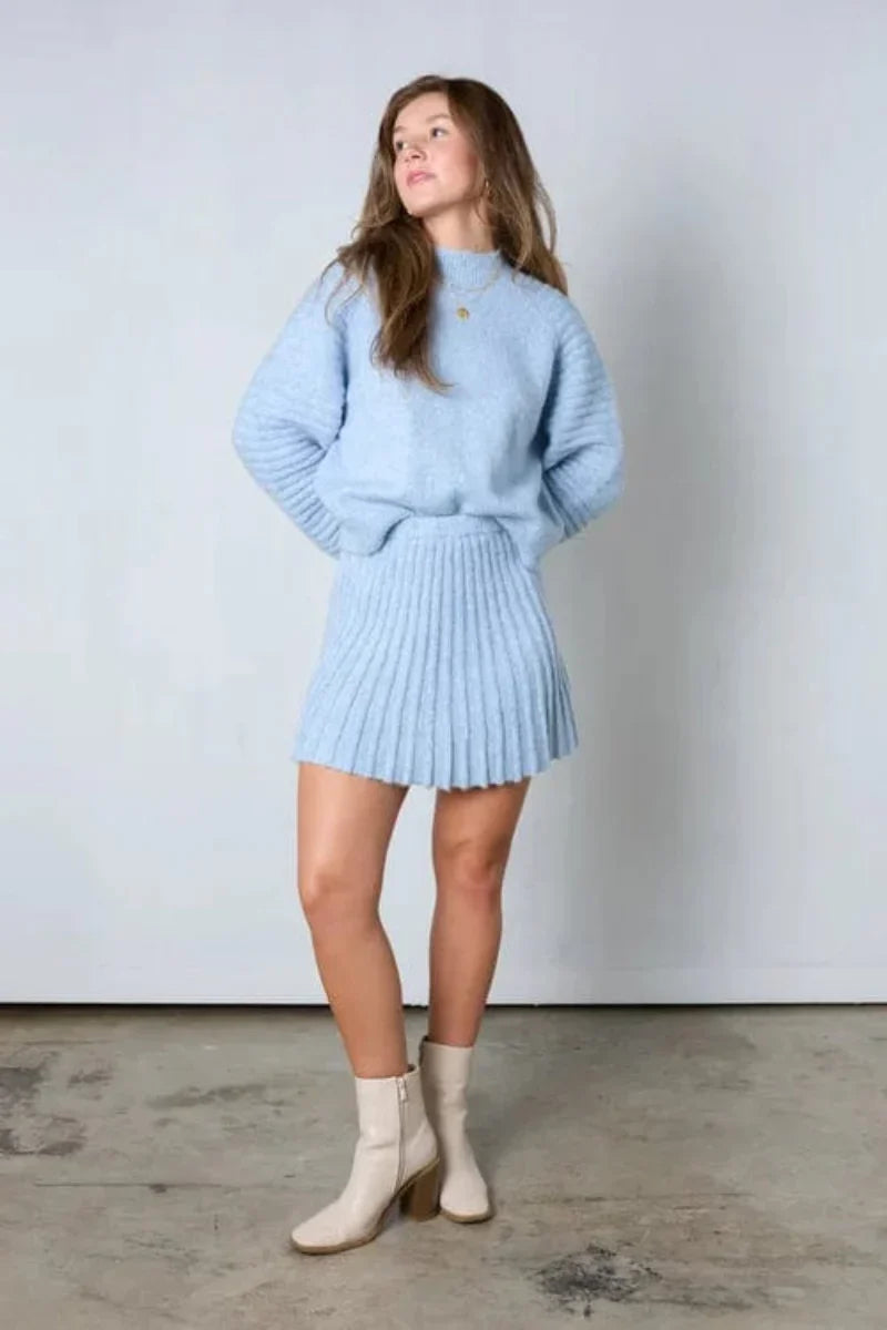 Olivia - Conjunto Plisado - Elegante - Estilo Moderno - Ideal para Fiestas