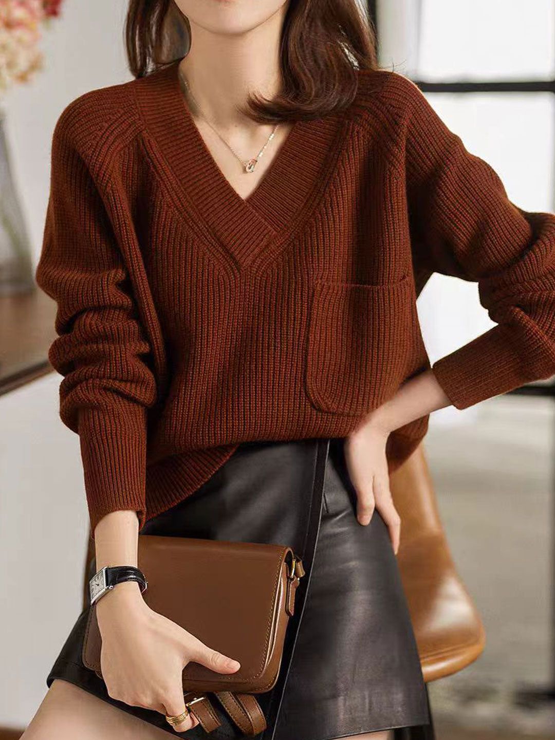 Maria Loose V-Neck Solid Color Knitted Top