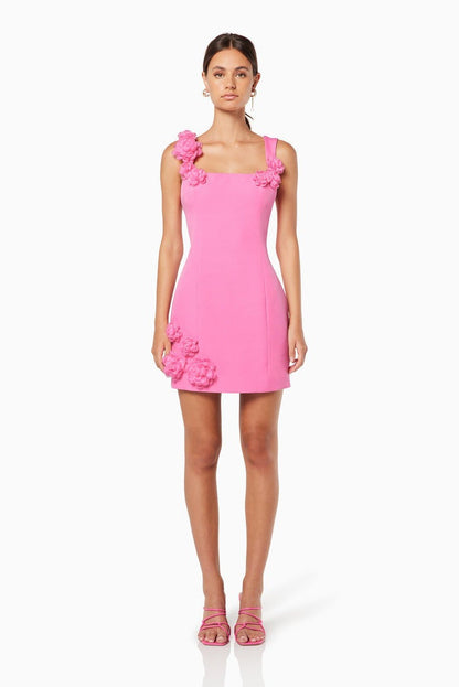Minivestido con tirantes florales 3D en color liso