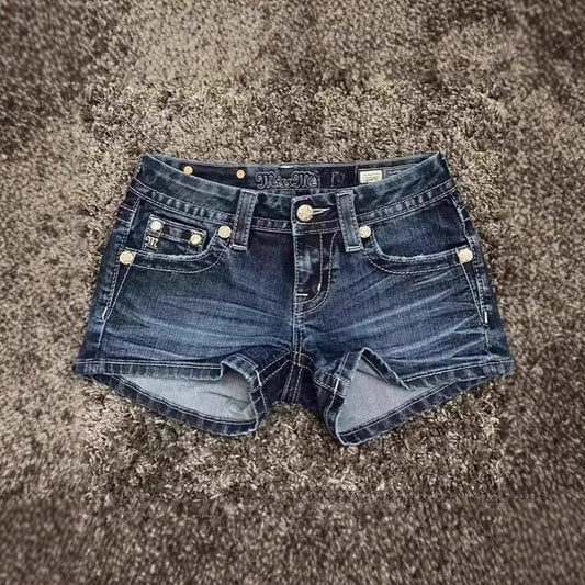 Tight Fit Embroidered Pattern Shorts