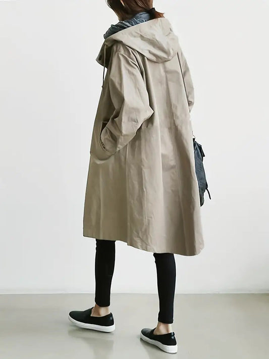 Chaqueta impermeable y elegante con capucha para mujer | Ideal para actividades al aire libre