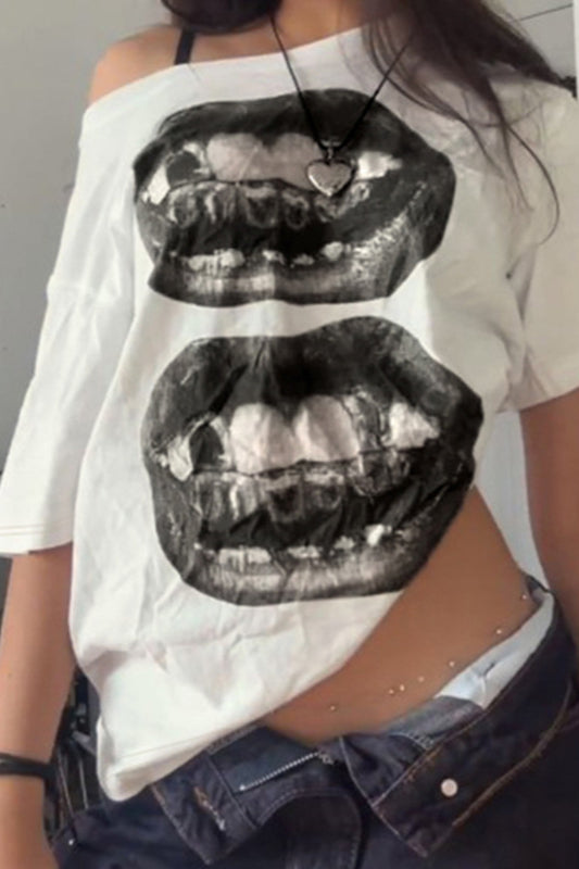 Off Shoulder Lip Print Loose T-Shirt