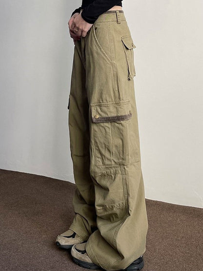 Multi Pocket Pleated Cargo Pants