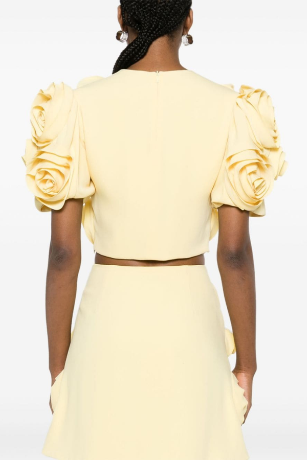 Conjunto de falda floral con hombros abullonados Aelis