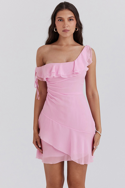 Vestido mini con volantes y hombros descubiertos de Anissa